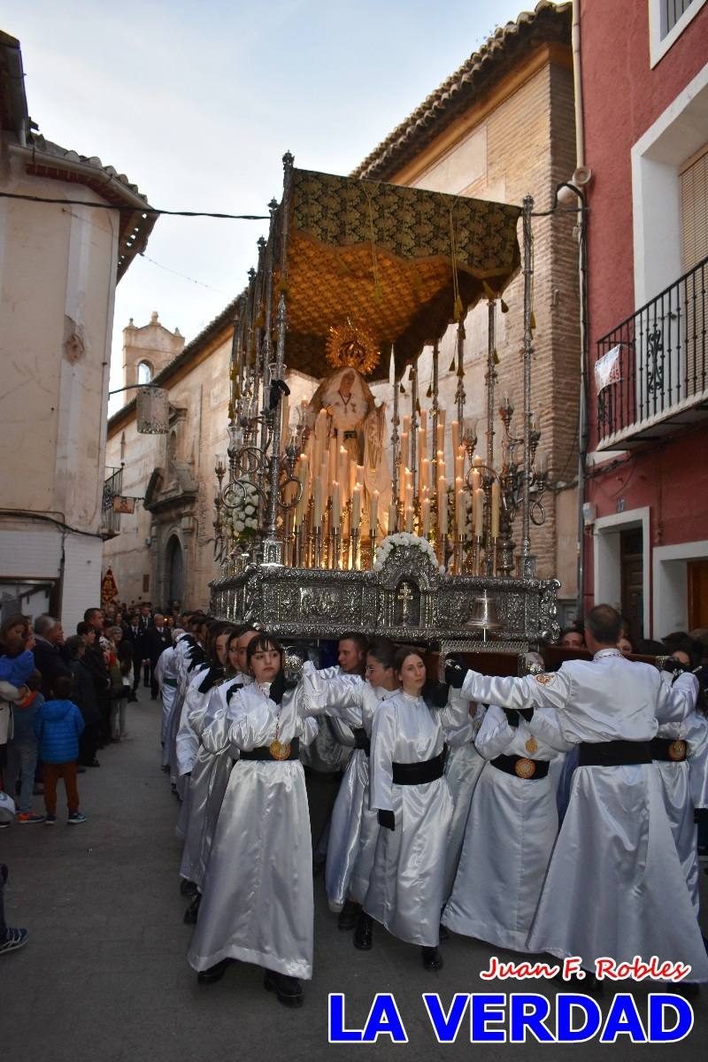 La Virgen Blanca reinó en la tarde del Jueves Santo