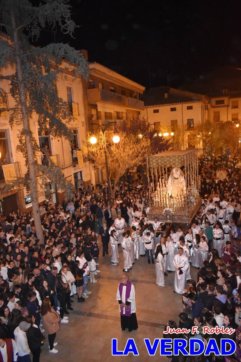 La Virgen Blanca reinó en la tarde del Jueves Santo
