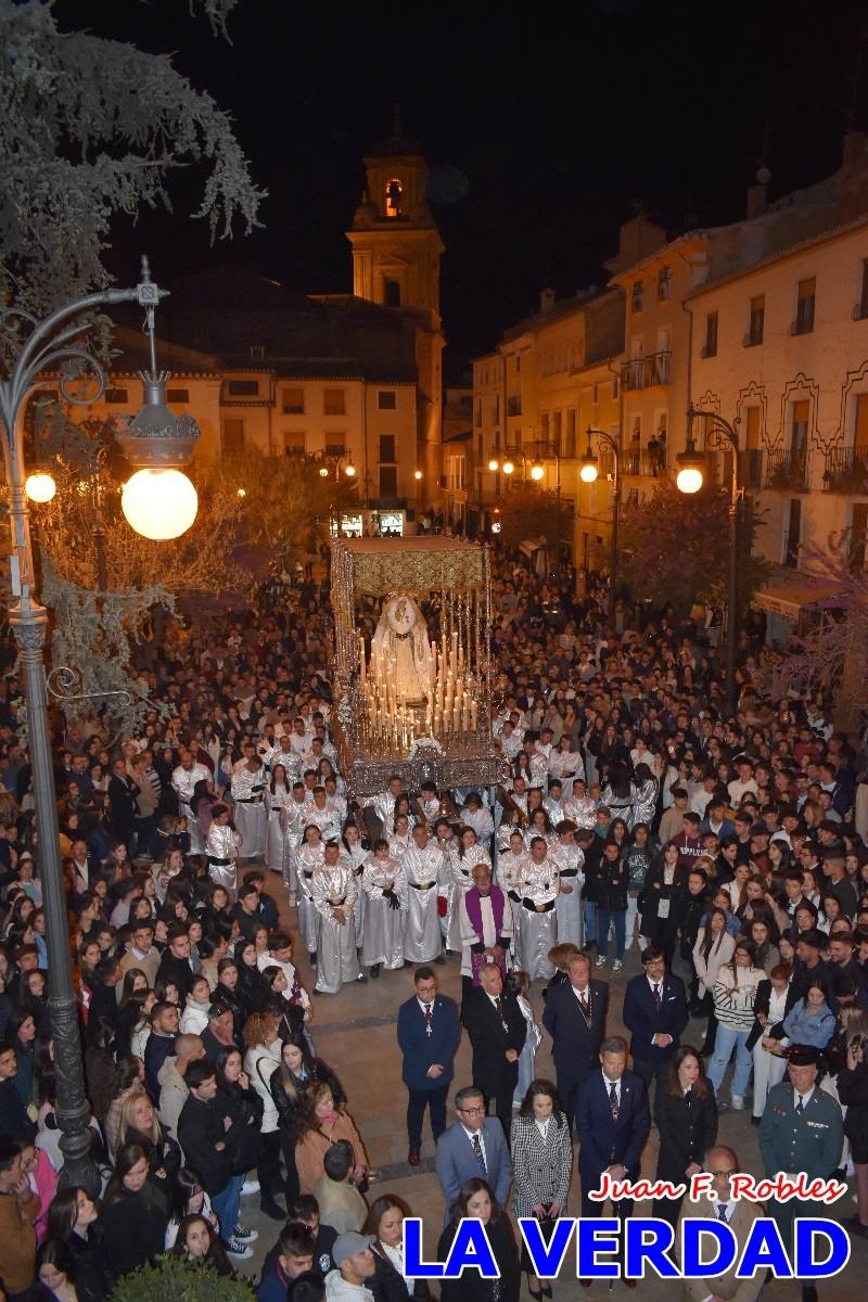 La Virgen Blanca reinó en la tarde del Jueves Santo