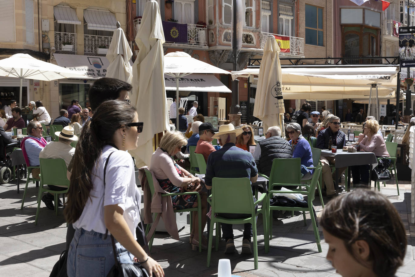 Jueves Santo de encuentros y mucho turismo en Cartagena