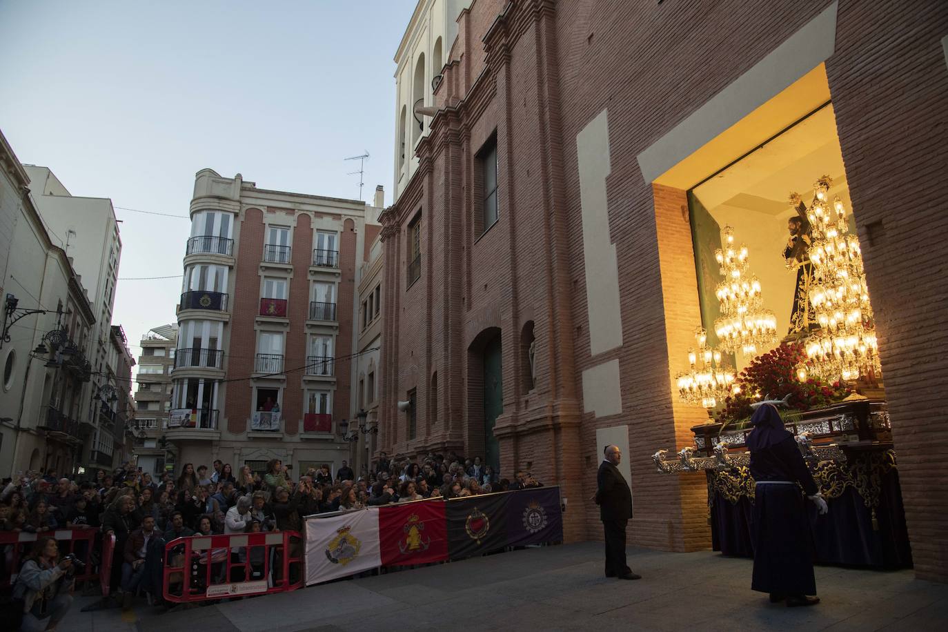 El Santo Entierro de la Cofradía Marraja de Cartagena, en imágenes