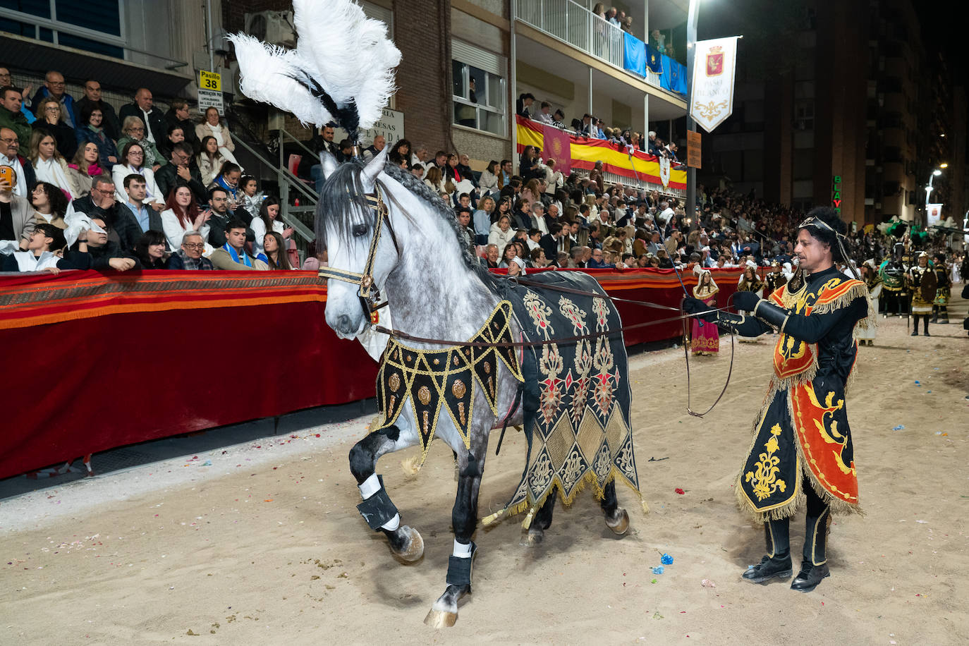 Imágenes del Paso Blanco de Lorca en el Viernes Santo