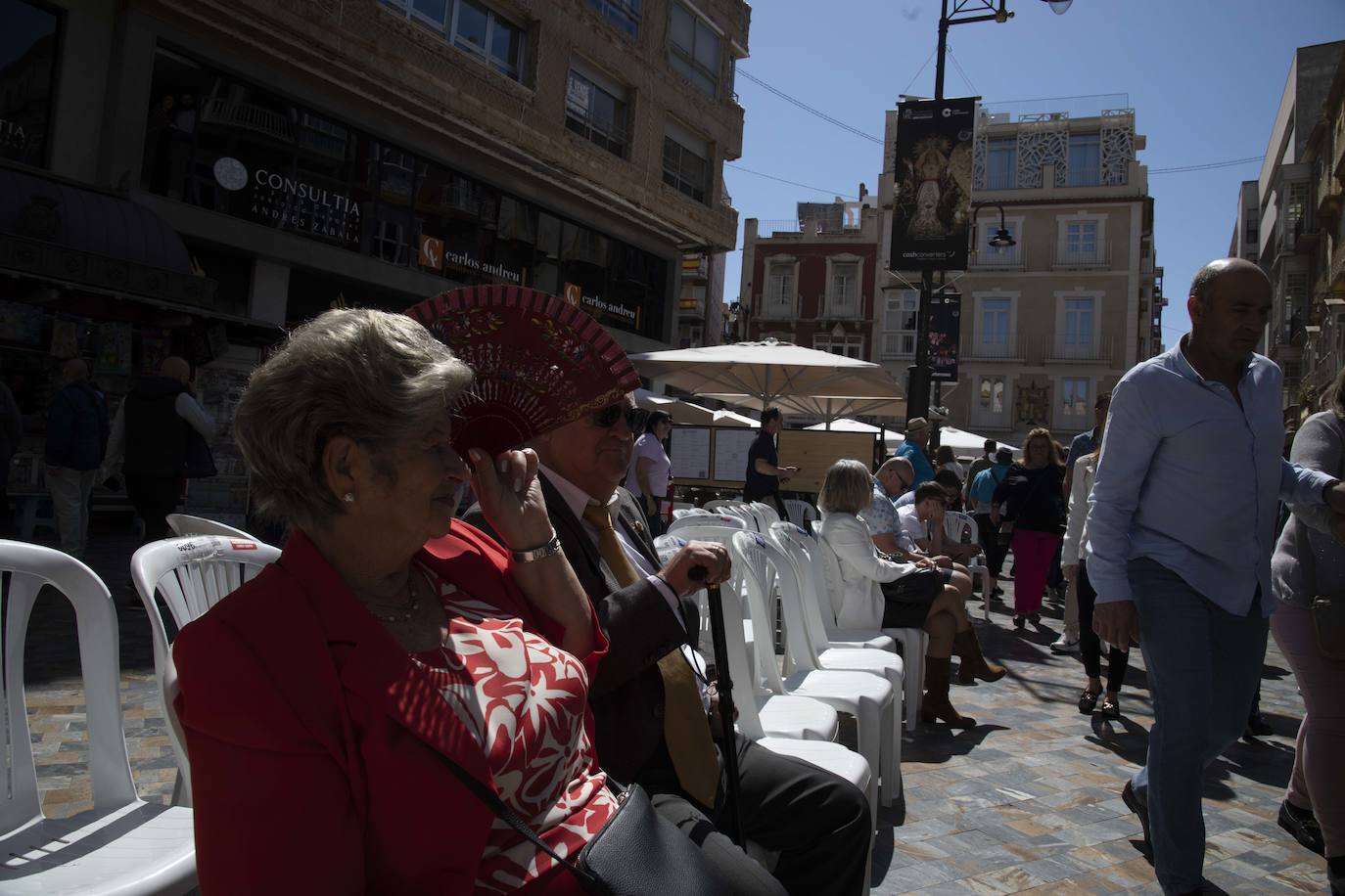 La procesión del Resucitado de Cartagena, en imágenes