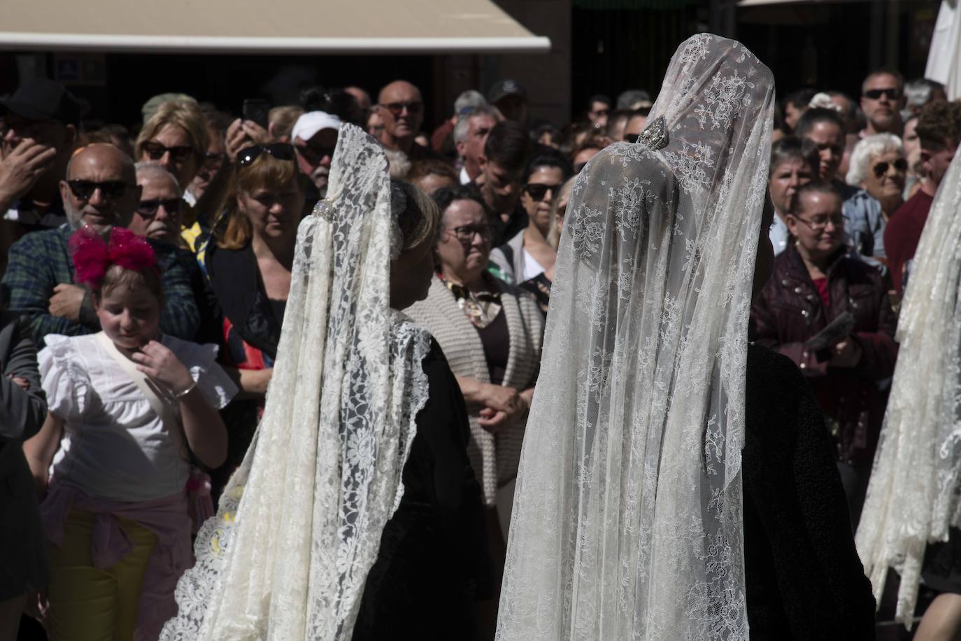 La procesión del Resucitado de Cartagena, en imágenes