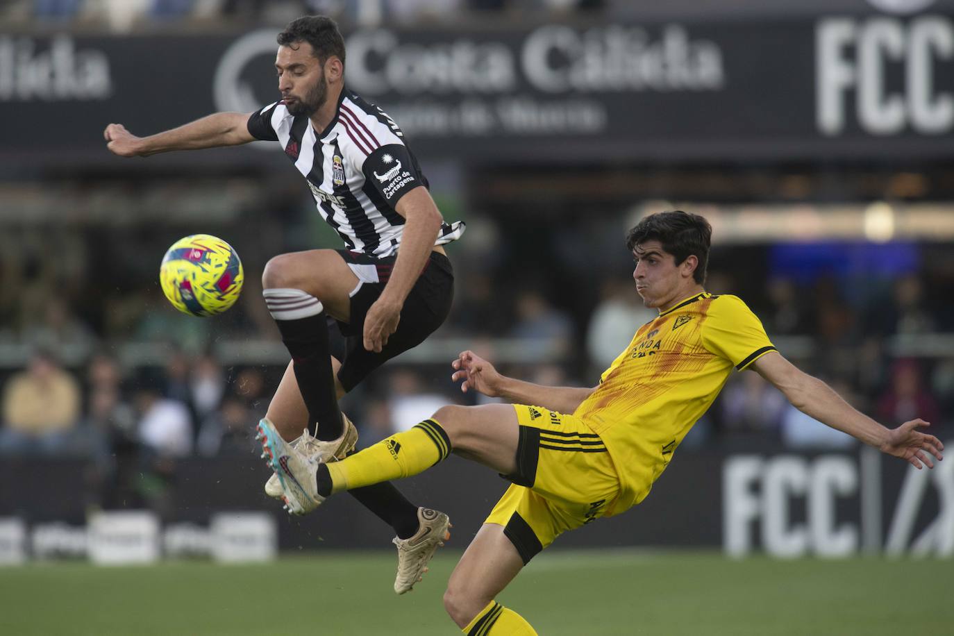 La victoria del Cartagena frente al Mirandés, en imágenes