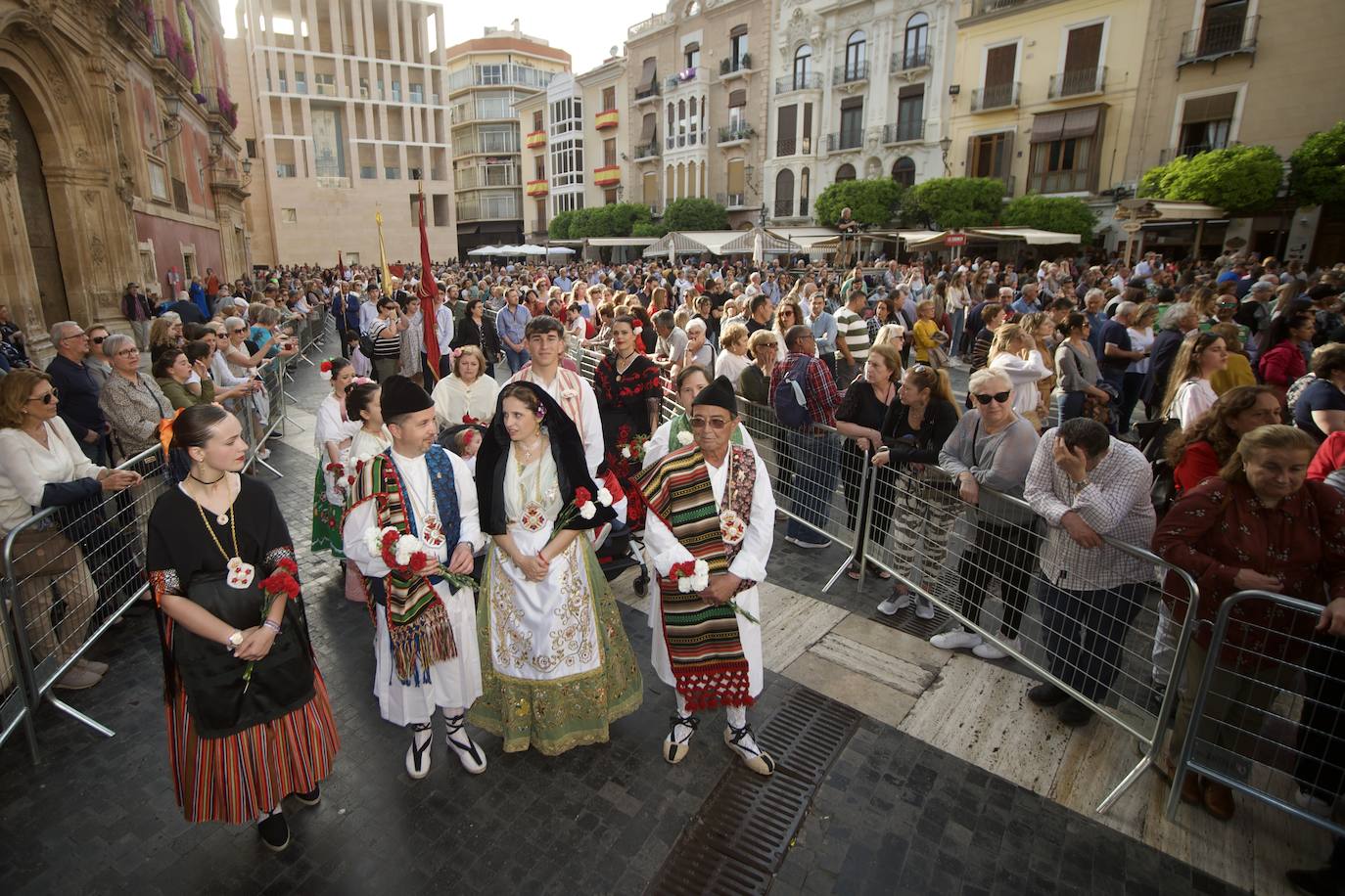 Las imágenes de la ofrenda floral a la Virgen de la Fuensanta