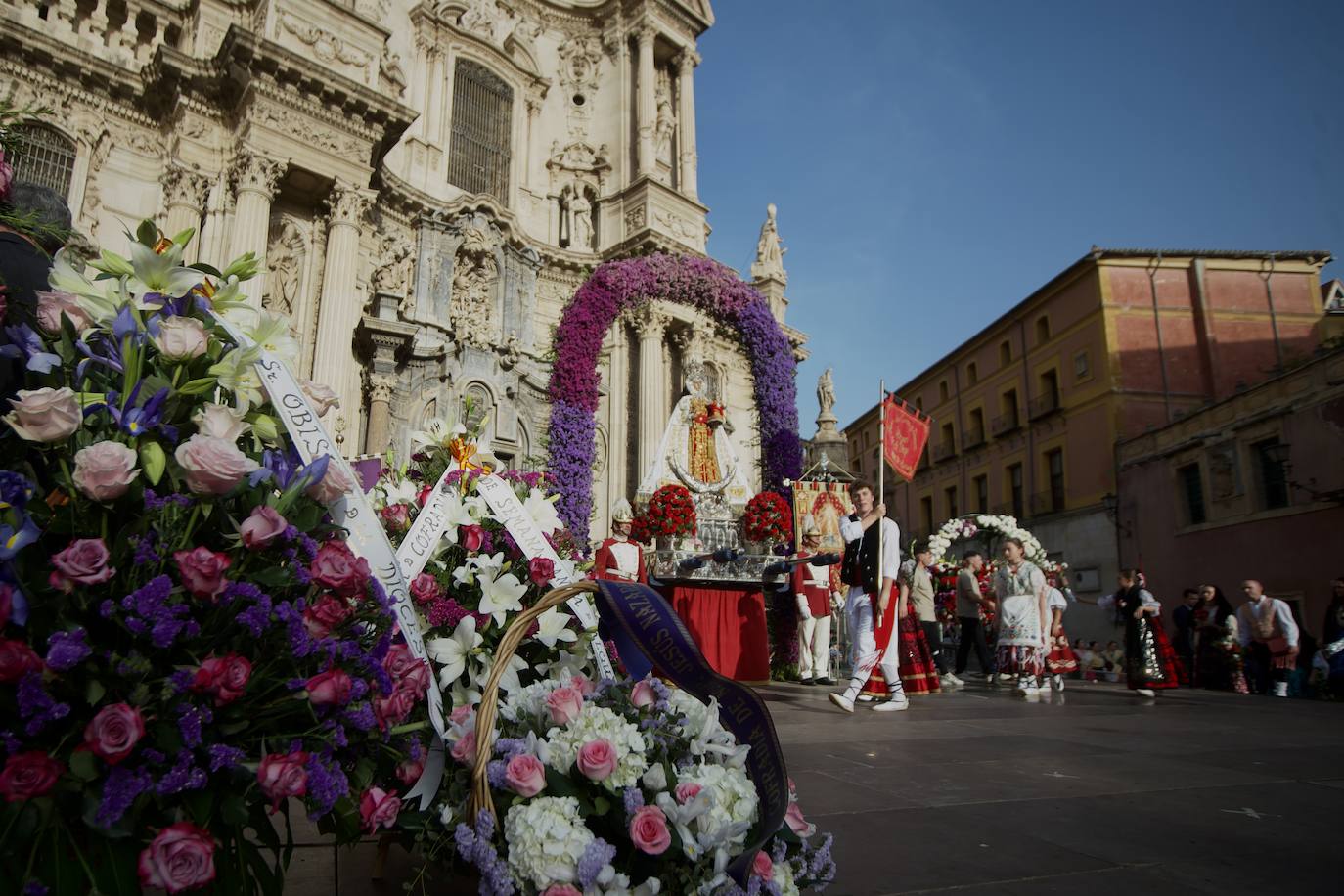 Las imágenes de la ofrenda floral a la Virgen de la Fuensanta