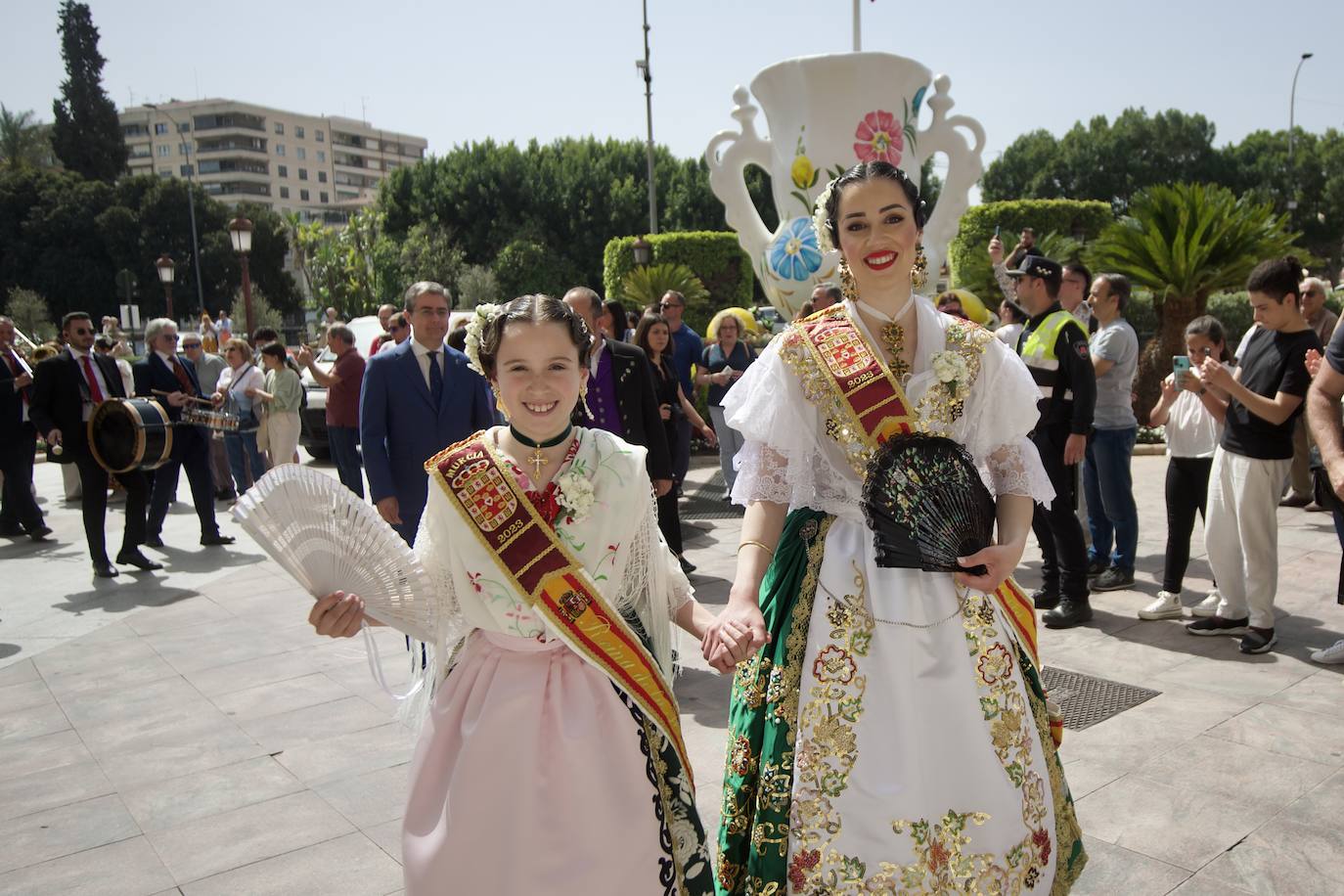Las imágenes de la recepción de las Reinas de la Huerta de Murcia en el Palacio de San Esteban