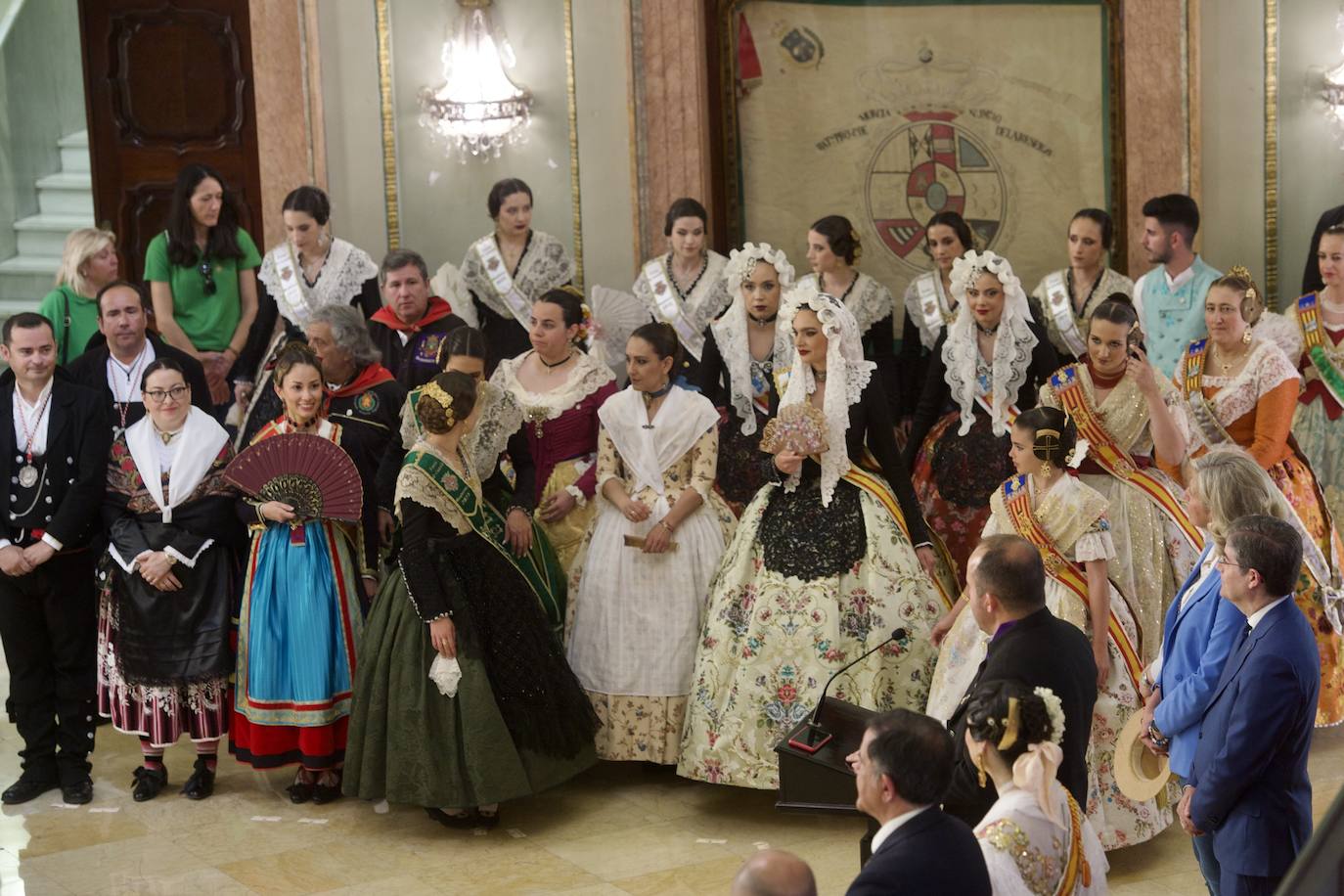 Las imágenes de la recepción de las Reinas de la Huerta de Murcia en el Palacio de San Esteban