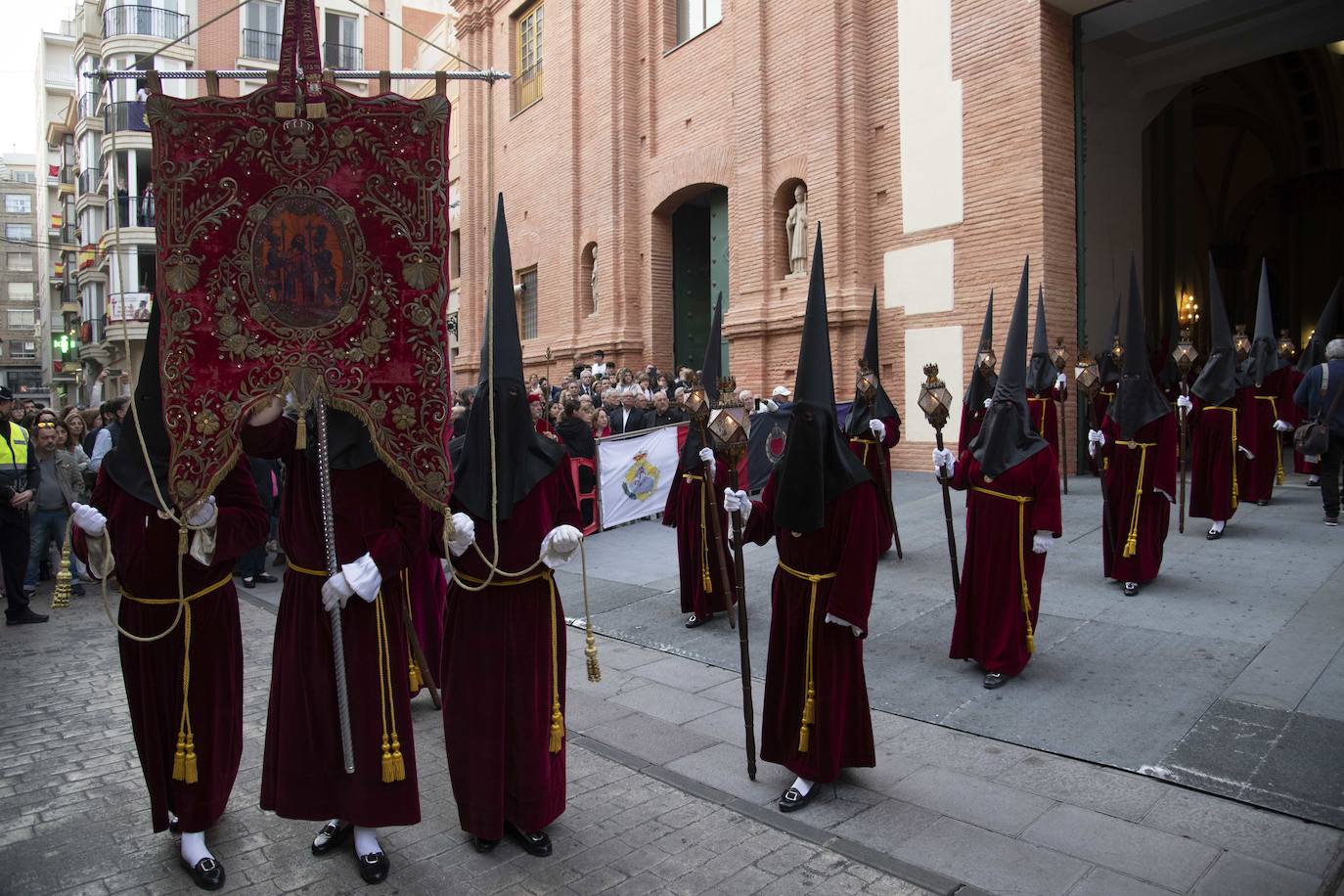 Las imágenes de la procesión Prendimiento el lunes en Cartagena