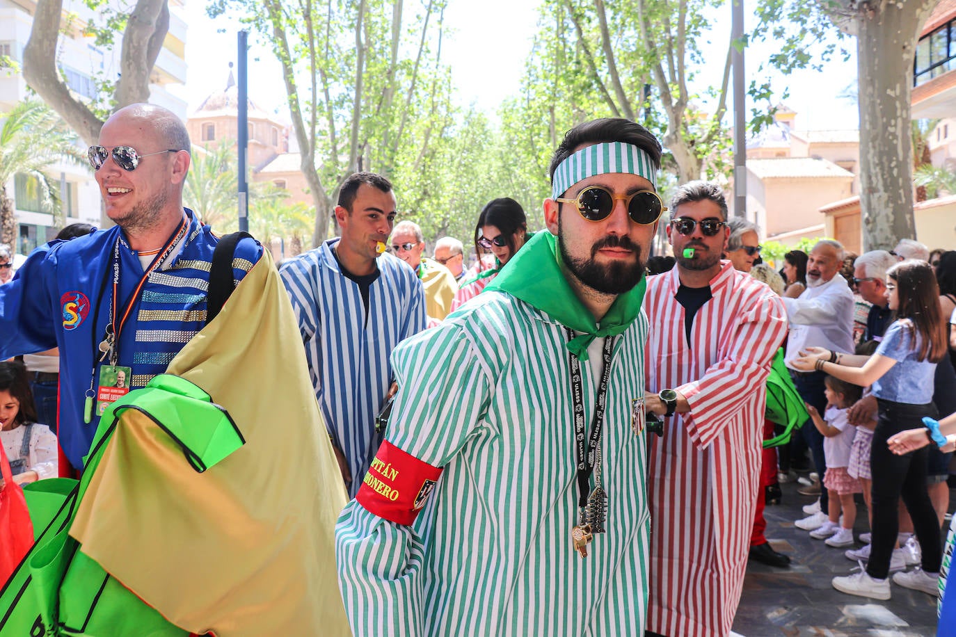 El desfile de Doña Sardina por el centro de Murcia, en imágenes