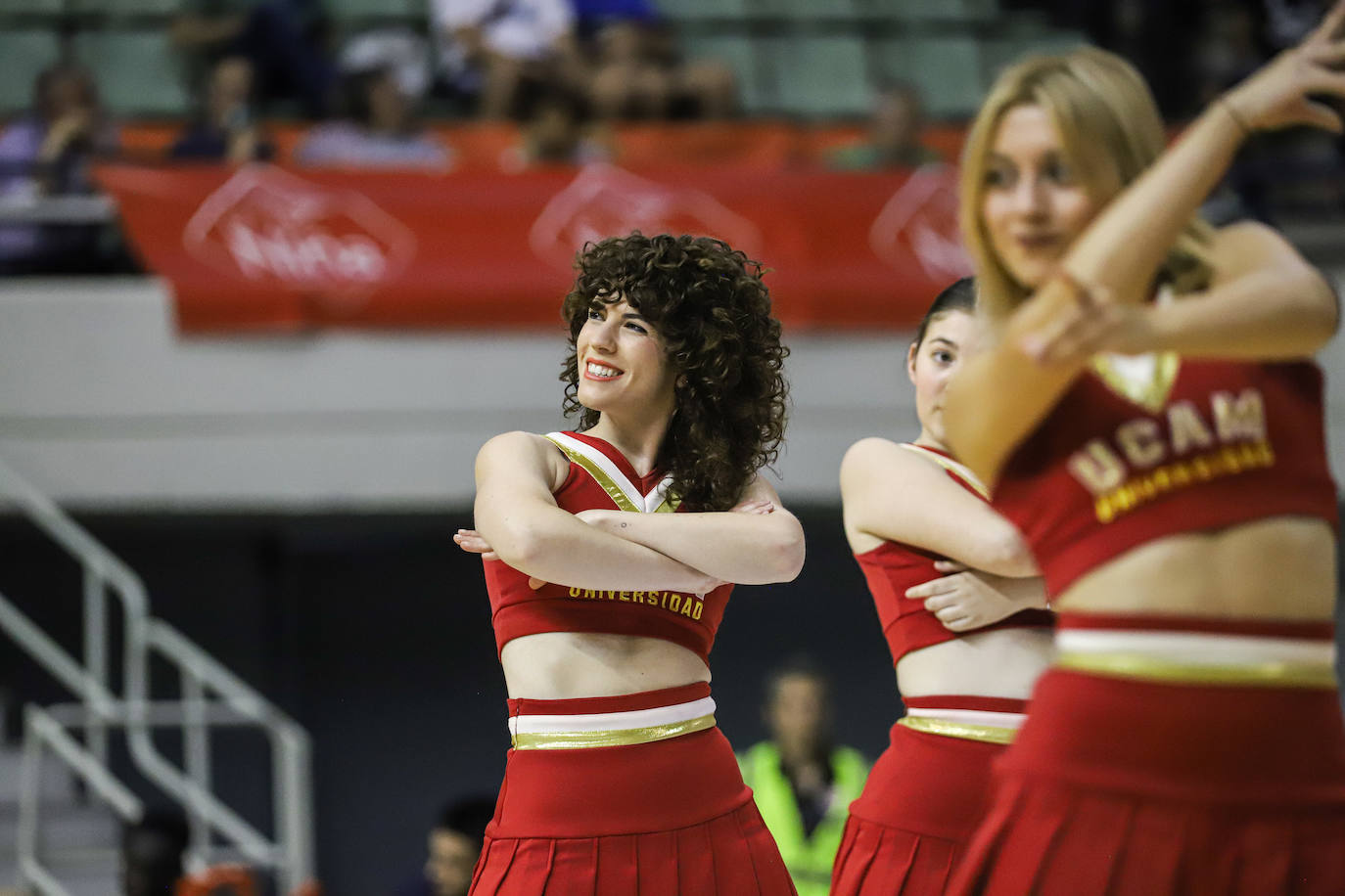 Las imágenes del partido entre el UCAM Murcia y el Zaragoza