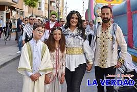 Los Sultanes Infantiles junto a los Sultanes entran en el Campamento del Bando Moro