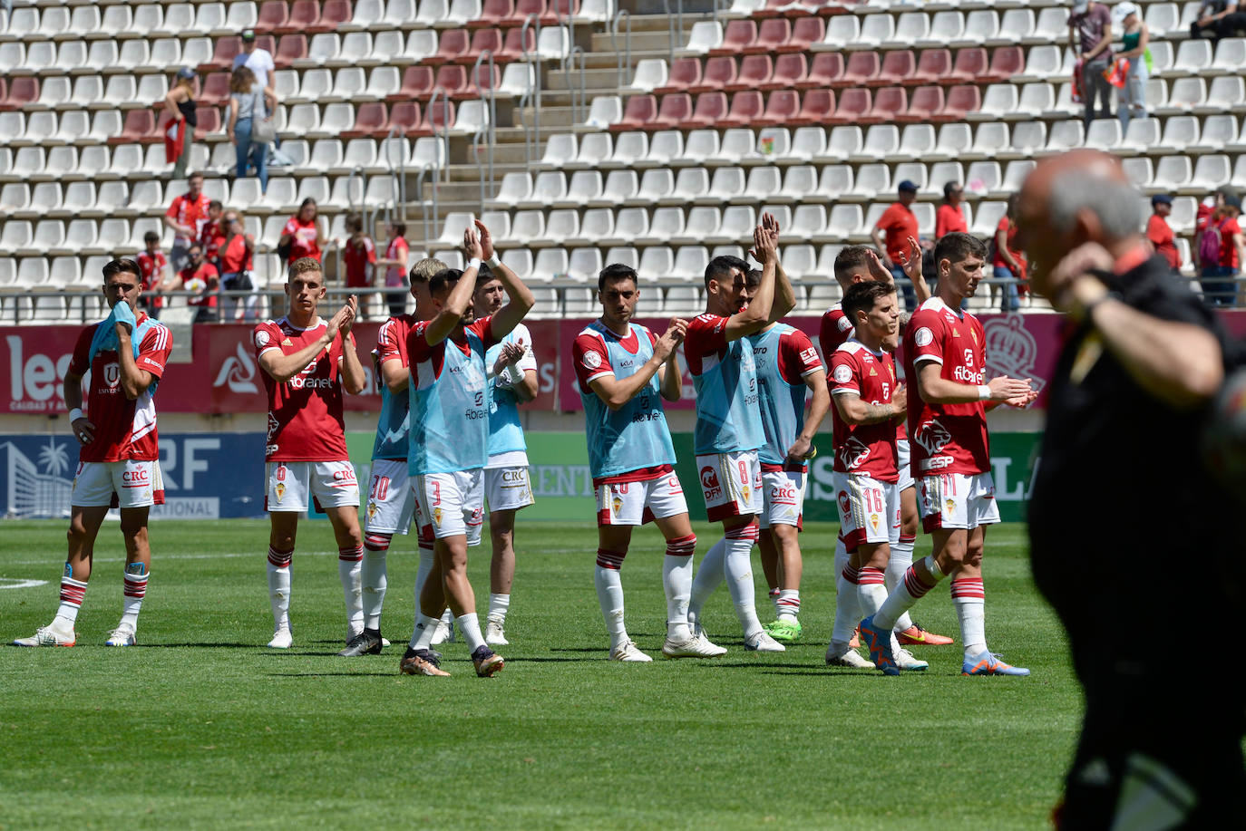 El partido del Real Murcia frente al Atlético Baleares, en imágenes