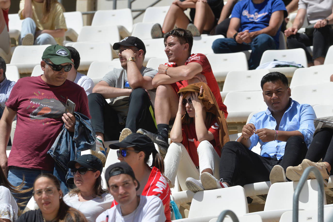 El partido del Real Murcia frente al Atlético Baleares, en imágenes