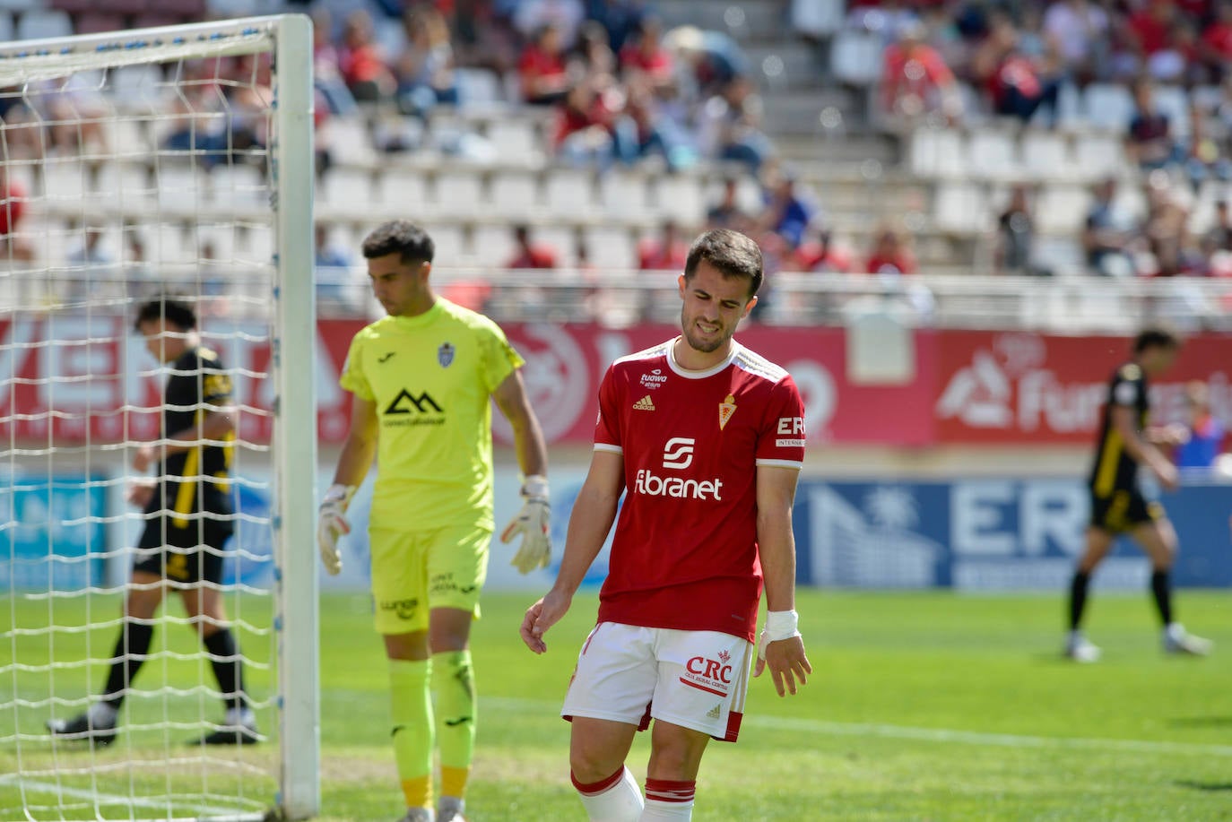 El partido del Real Murcia frente al Atlético Baleares, en imágenes