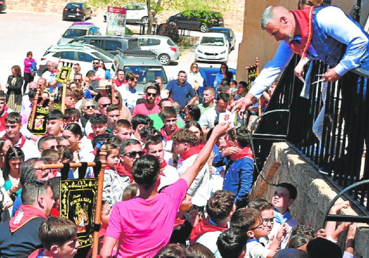 Un momento del sorteo, ayer, en Caravaca de la Cruz.