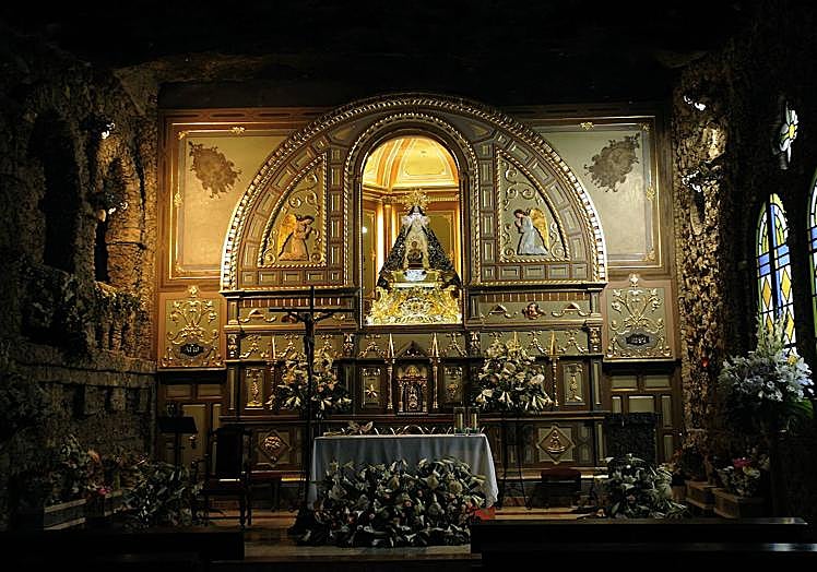 Imagen de archivo del interior del santuario de la Virgen de la Esperanza en Calasparra.