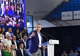 José Ballesta en el acto de este sábado en el Príncipe de Asturias.