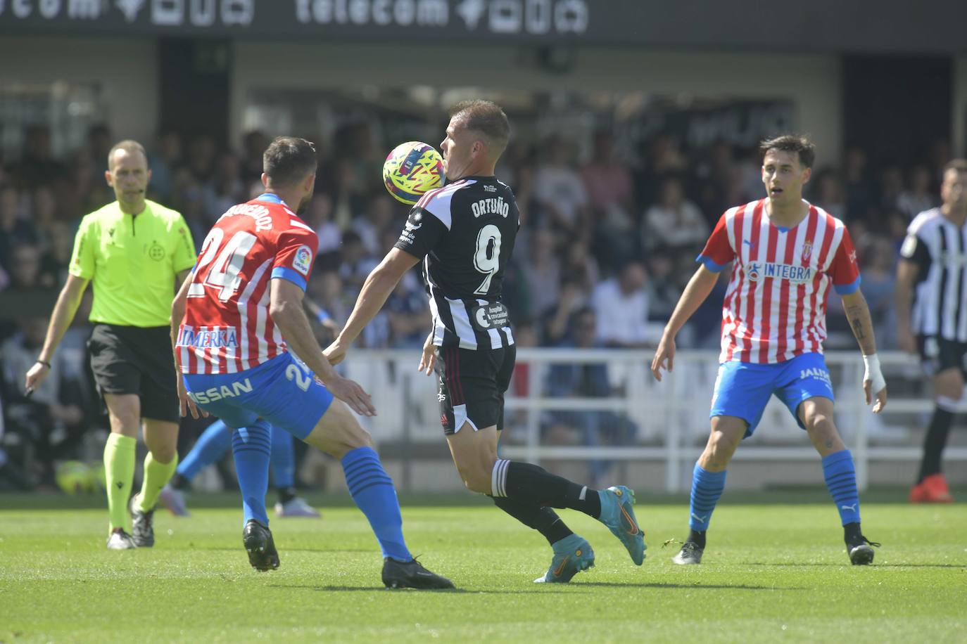 La victoria del Cartagena frente al Sporting, en imágenes