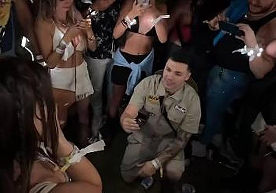 Fragmento del vídeo de la pedida de matrimonio.