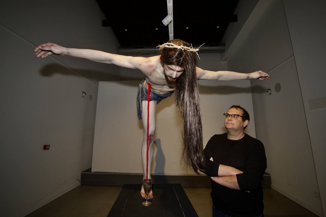 &#039;La Fuente&#039;, una escultura de Santiago Ydáñez
