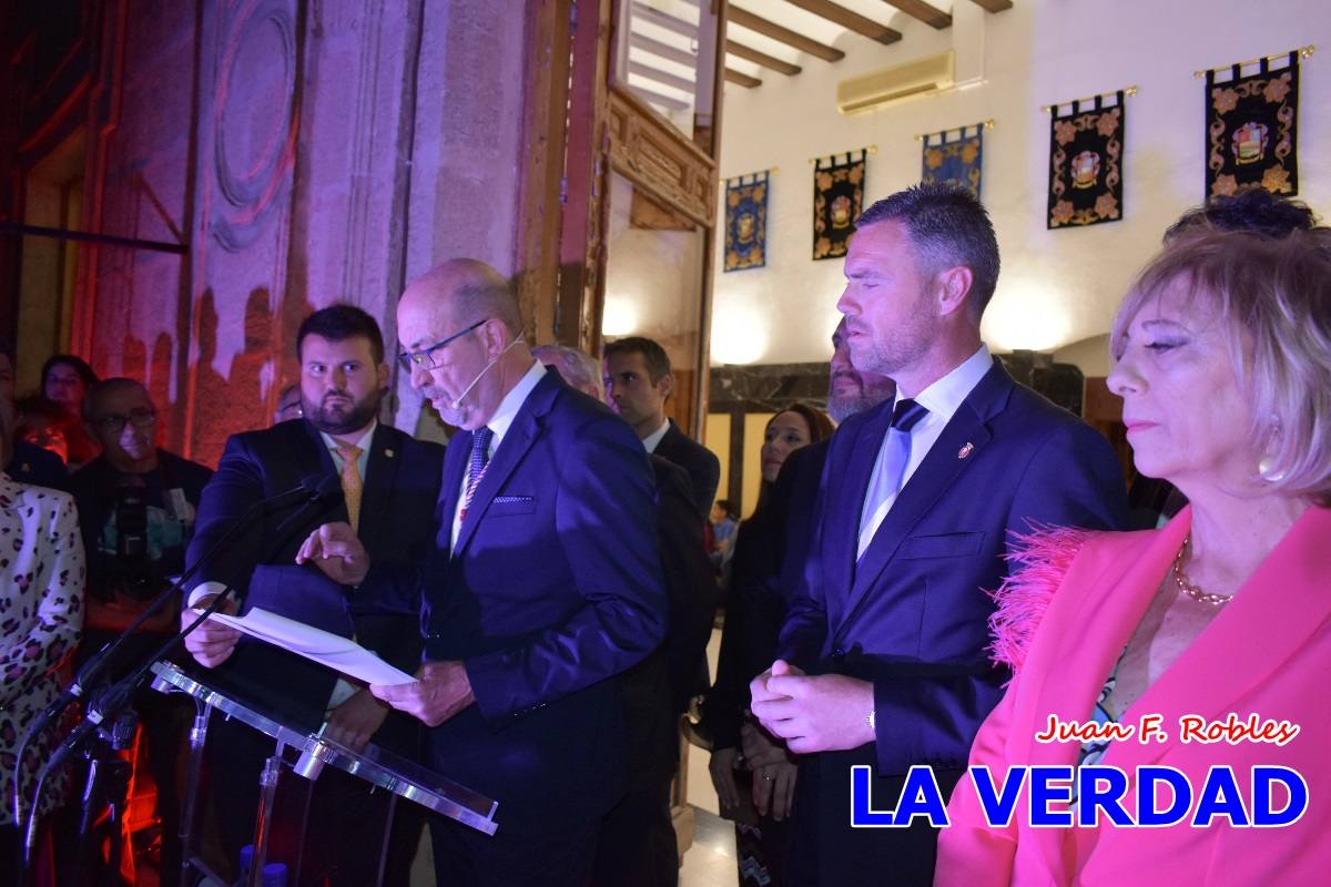 Sánchez Robles invita a vivir con intensidad las Fiestas de la Cruz