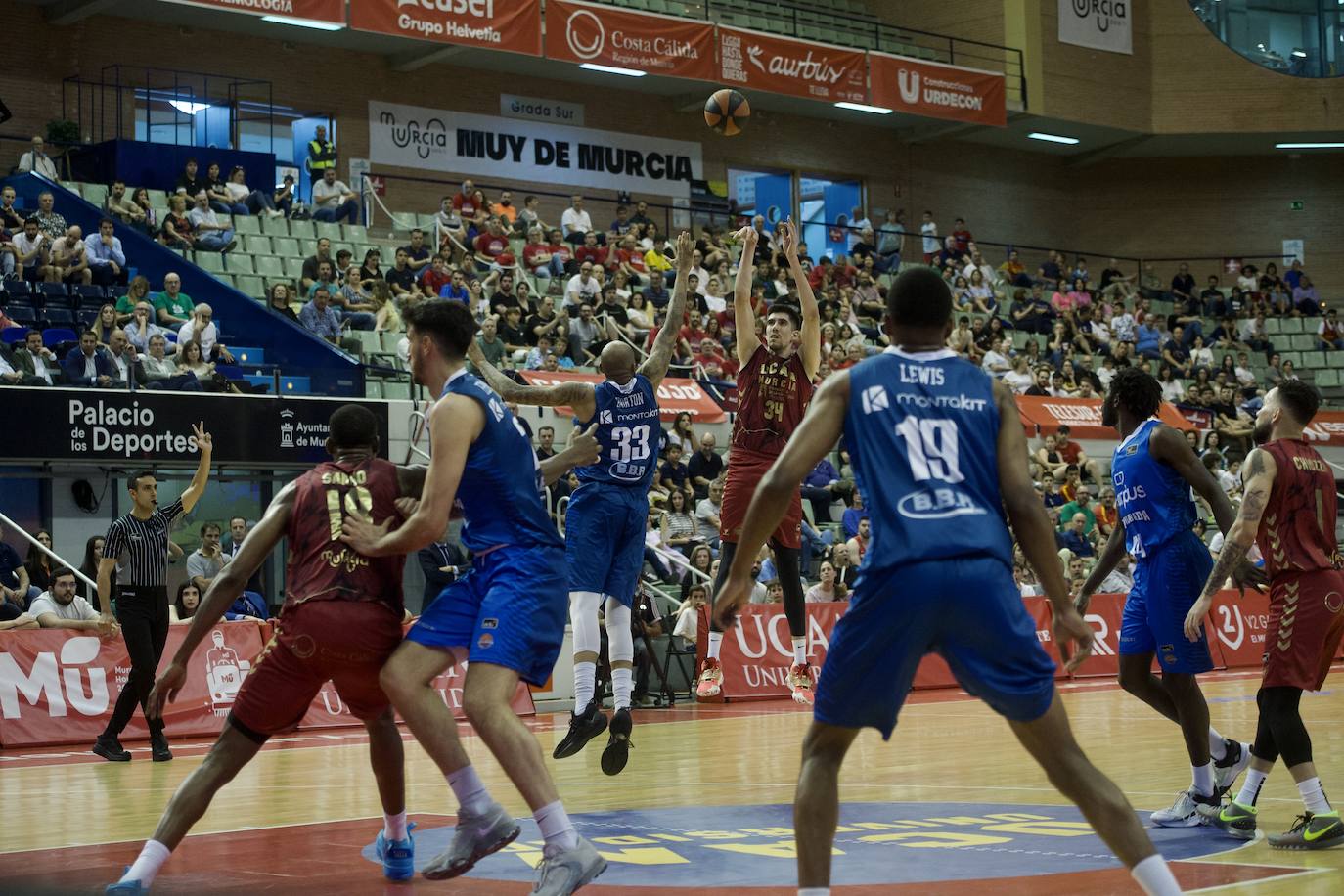 La victoria del UCAM Murcia frente al Fuenlabrada, en imágenes