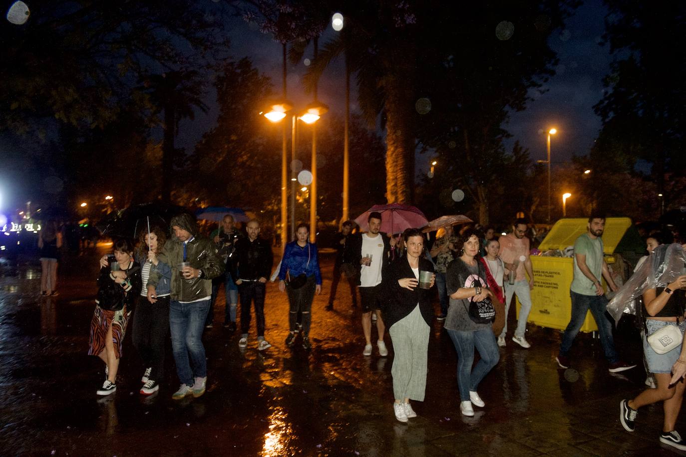 La lluvia desluce el final del Warm Up