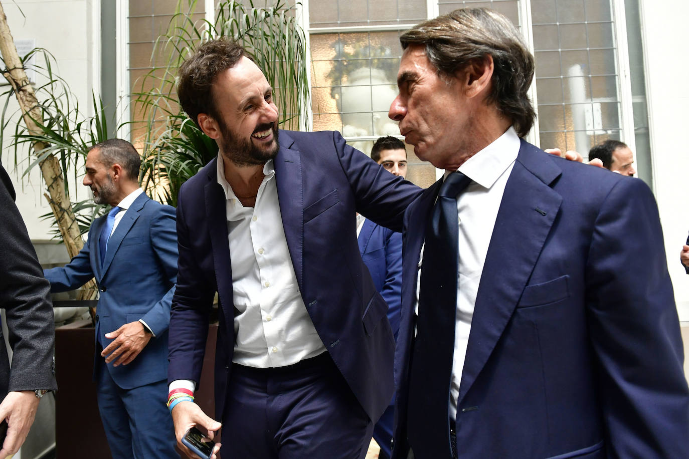 El acto de Aznar y López Miras en el Casino de Murcia, en imágenes