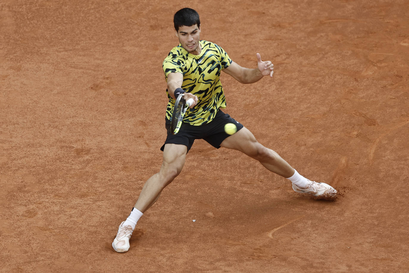 Carlos Alcaraz revalida su título en el Masters 1.000 de Madrid