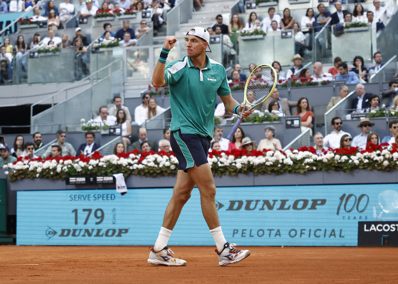 Carlos Alcaraz revalida su título en el Masters 1.000 de Madrid