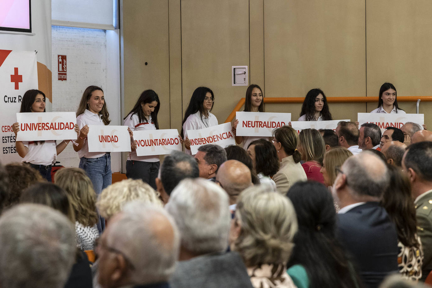 Las imágenes de la junta de Cruz Roja en Cartagena