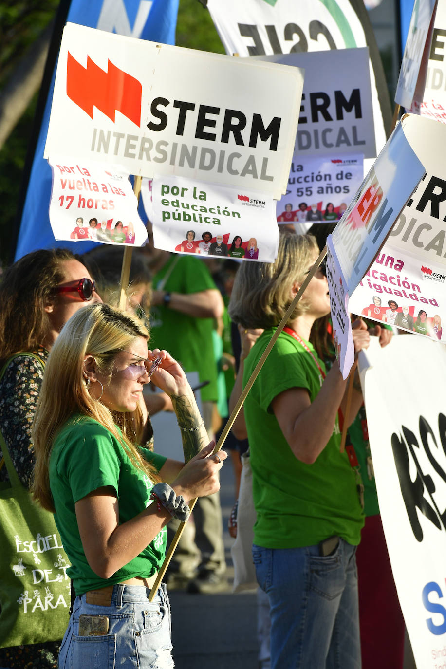La manifestación por la escuela pública de Murcia, en imágenes