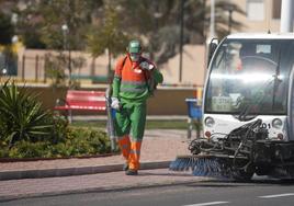 El sindicato USOCV desmiente a Los Verdes y asegura que los camiones de basura de Torrevieja están ahora alquilados por Catral