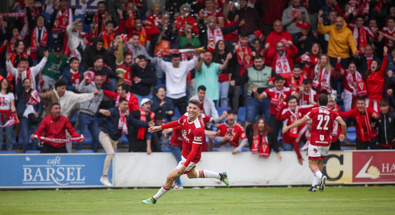 La victoria del Real Murcia contra el Alcoyano, en imágenes