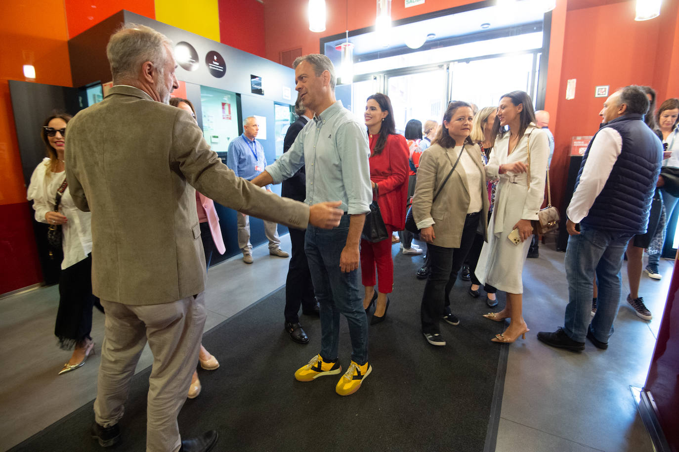 El mitin de Aznar, Miras y Ballesta en Murcia, en imágenes