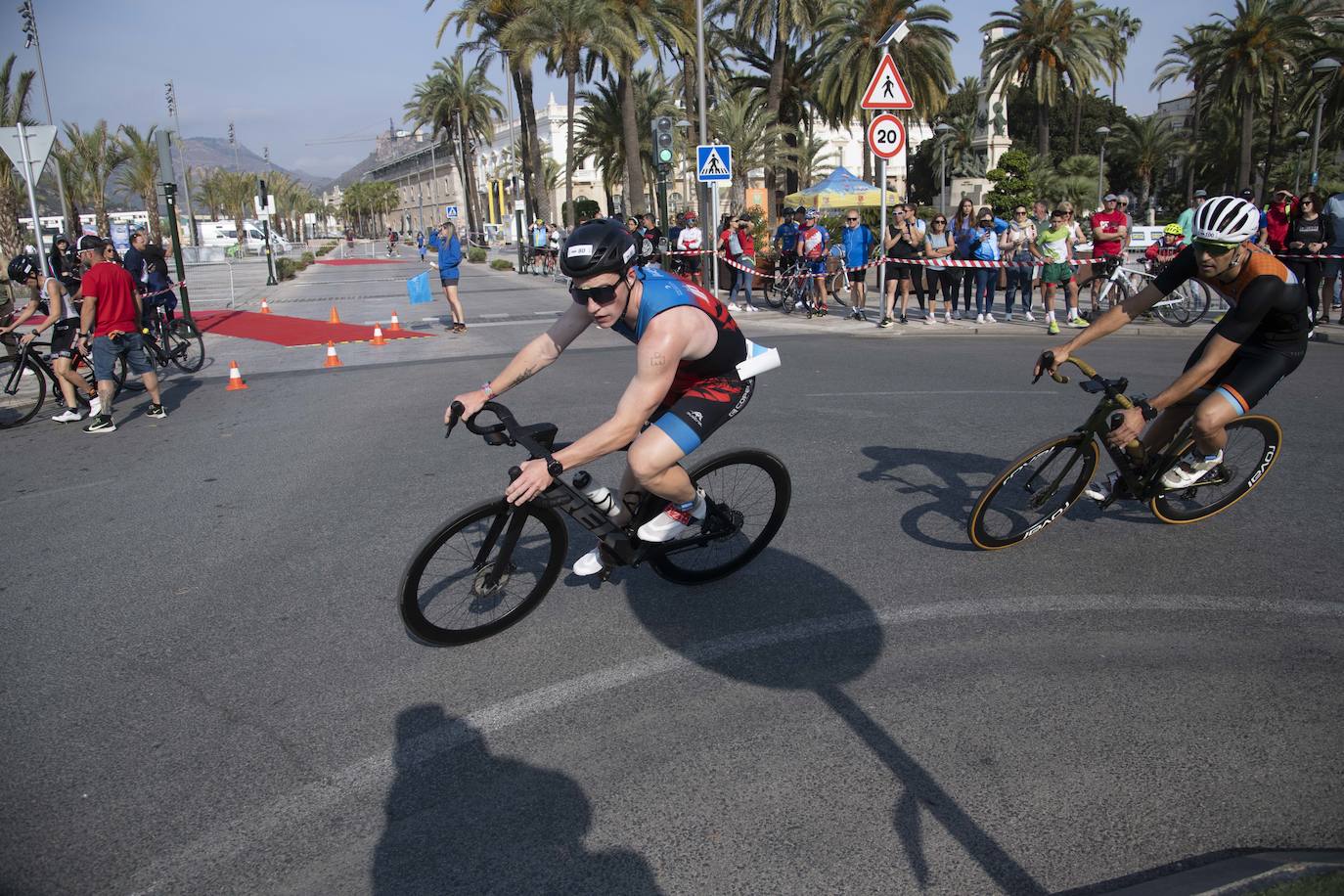 El XVI Triatlón Ciudad de Cartagena SERTRI, en imágenes