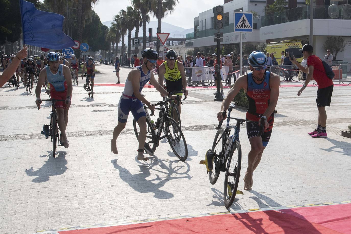 El XVI Triatlón Ciudad de Cartagena SERTRI, en imágenes
