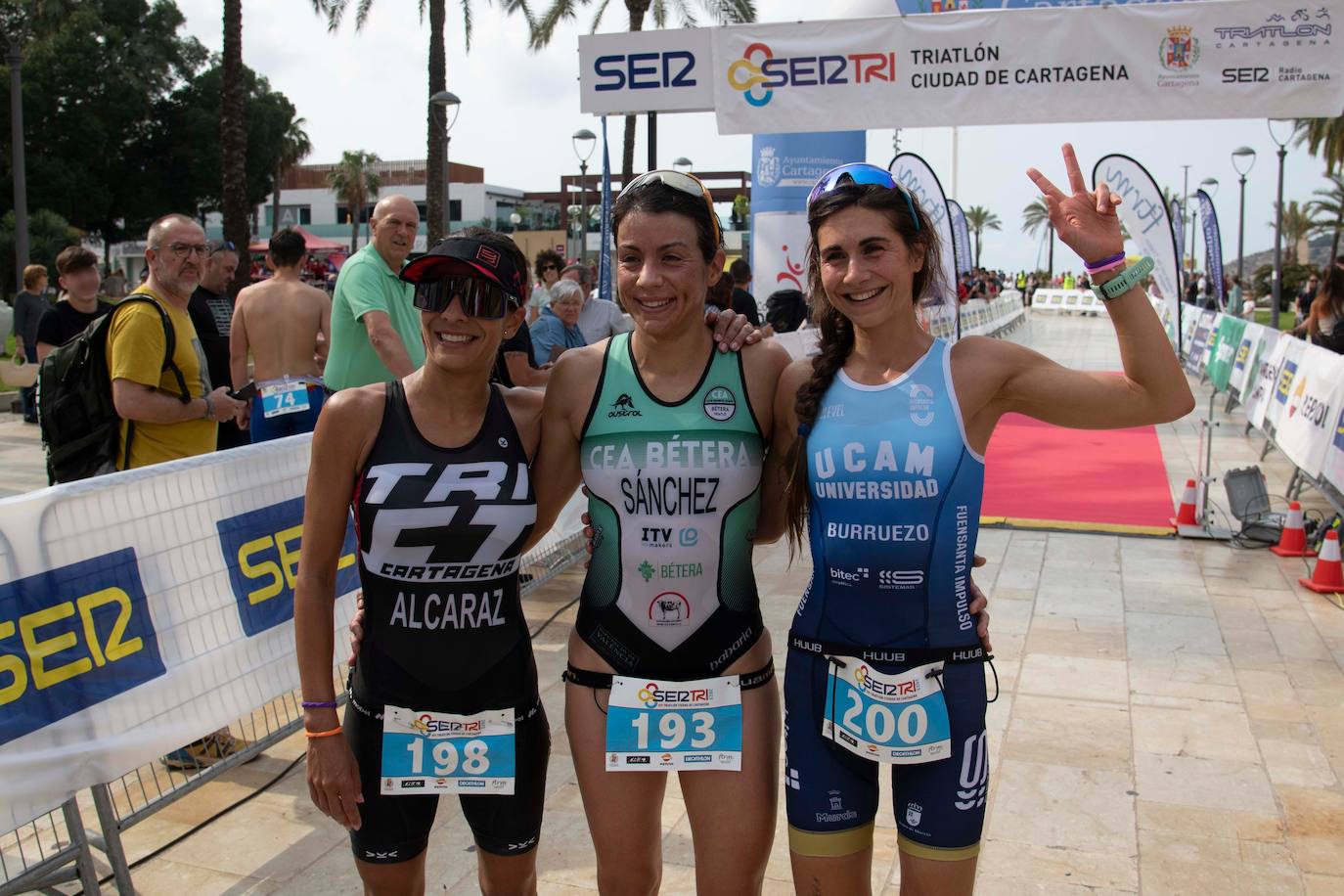 El XVI Triatlón Ciudad de Cartagena SERTRI, en imágenes