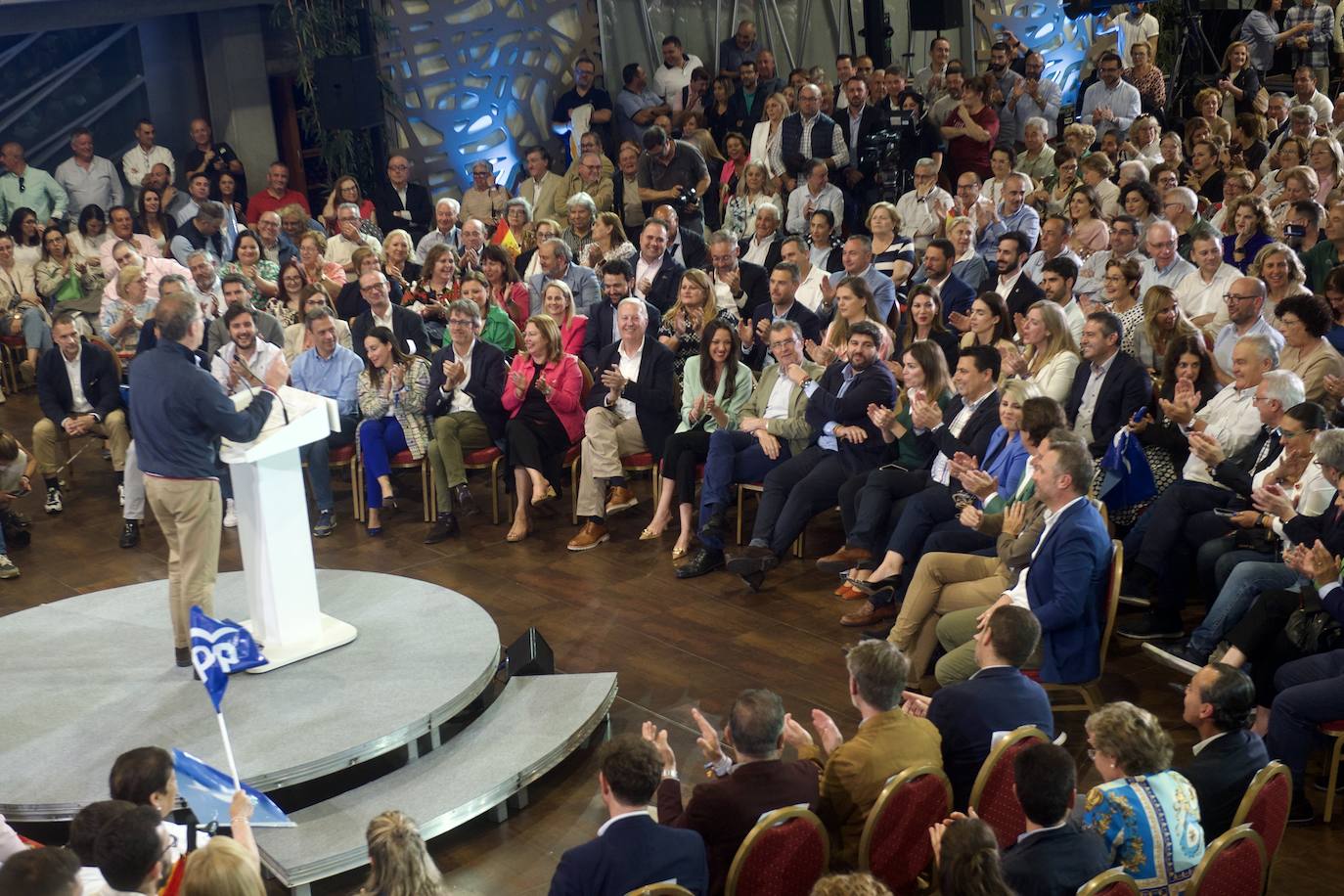 Las imágenes del mitin de Feijóo en Murcia