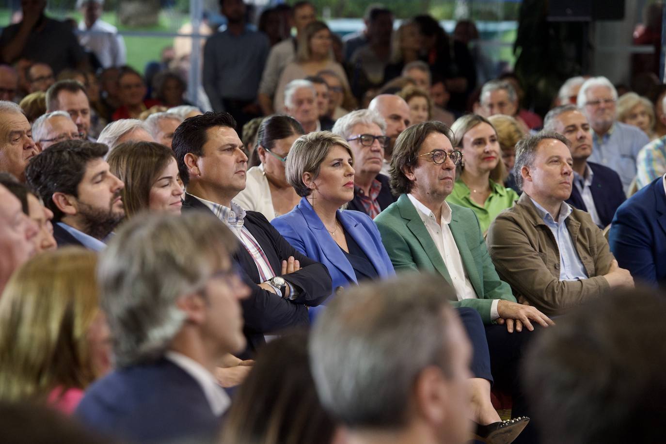 Las imágenes del mitin de Feijóo en Murcia