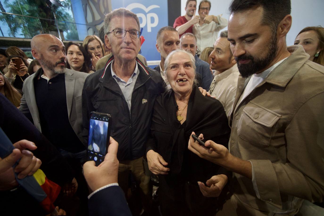 Las imágenes del mitin de Feijóo en Murcia