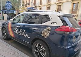 Imagen de archivo de un vehículo de la Policía Nacional.