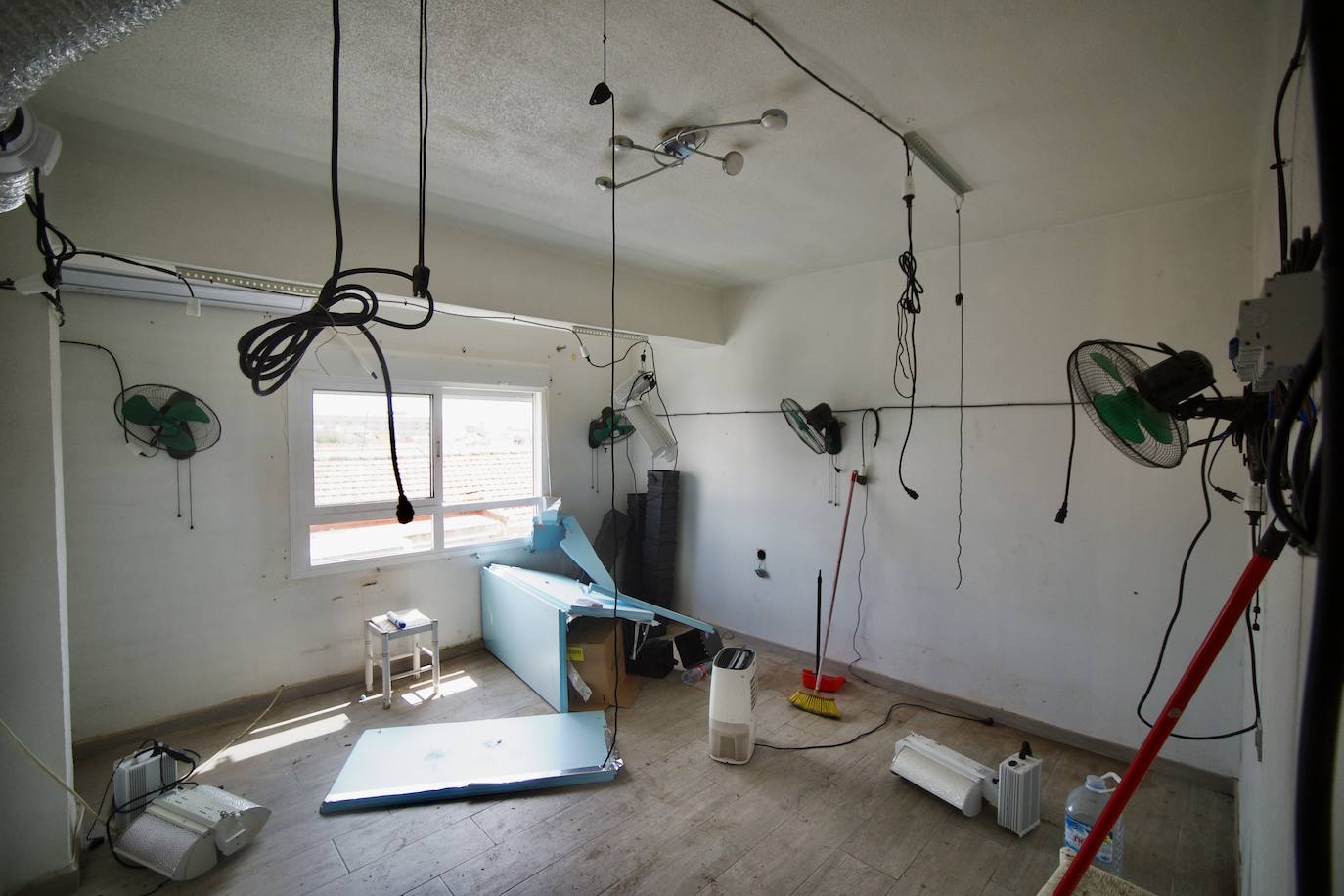 Operativo antidroga en Espinardo, en imágenes