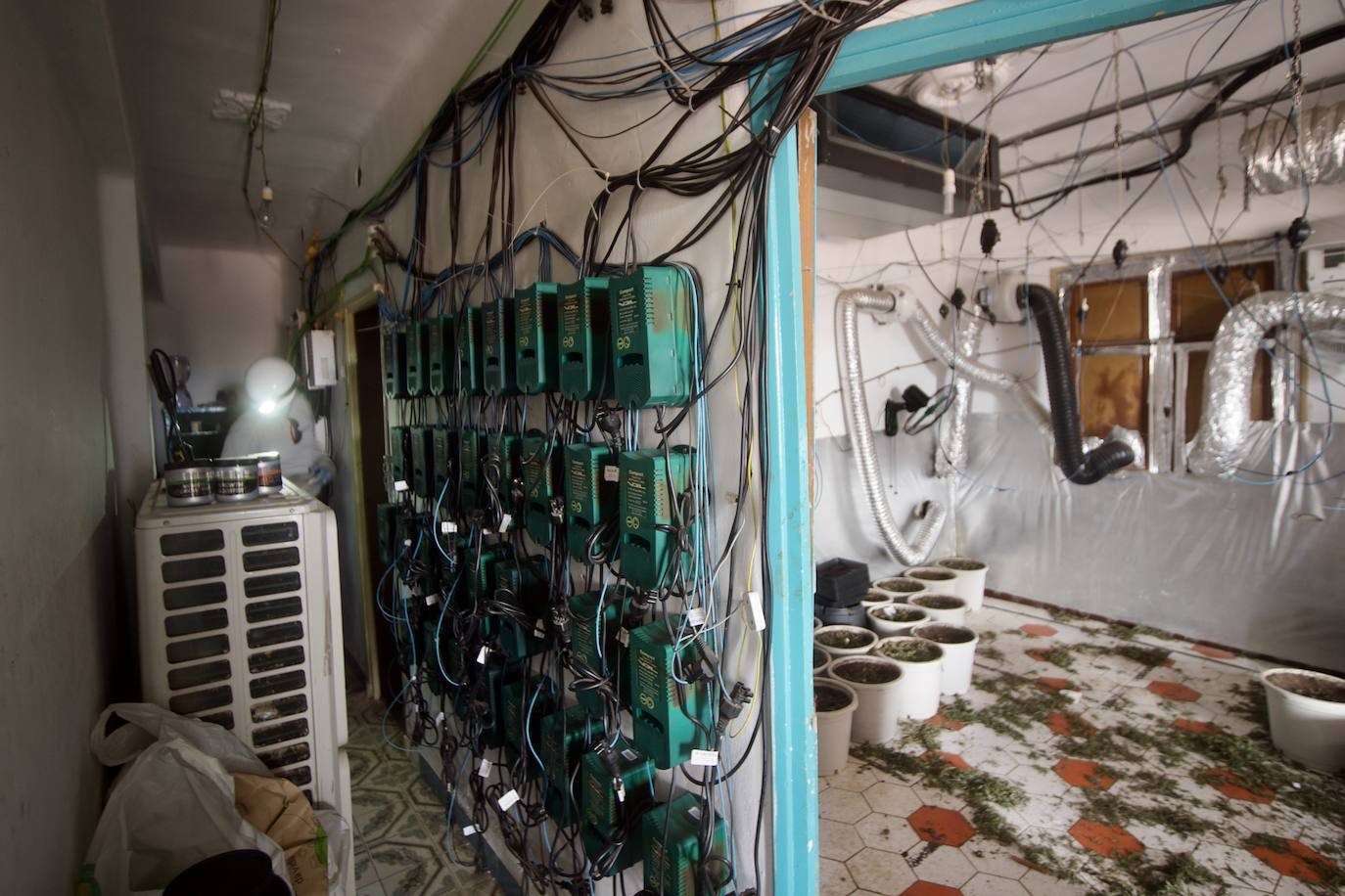 Operativo antidroga en Espinardo, en imágenes