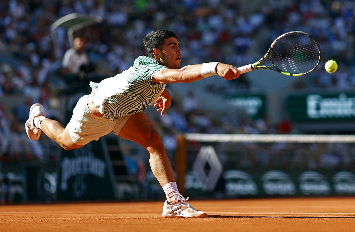 Carlos Alcaraz vence a Taro Daniel en Roland Garros