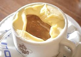 Imagen del café affogato del café Vivoli en Florencia.
