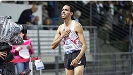 Katir se lleva la mano al pecho tras ganar anoche en Florencia.