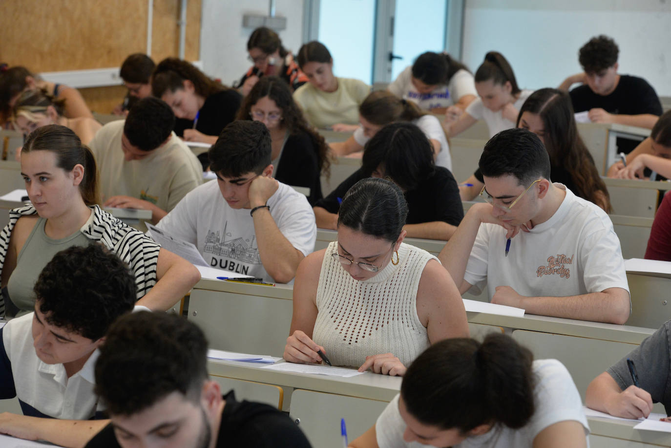 Primer día de la Ebau en el Campus de Espinardo.